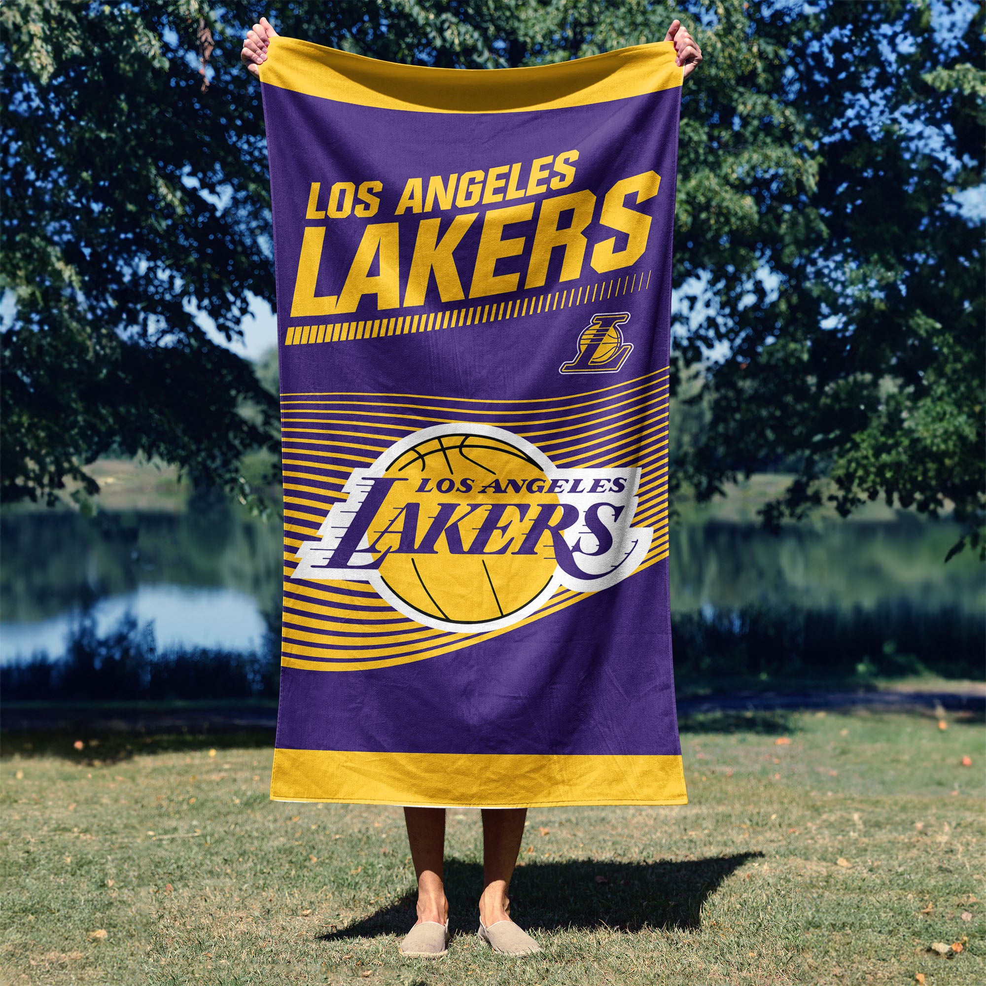 NBA Officially Licensed Los Angeles Lakers 30" x 60" Beach Towel