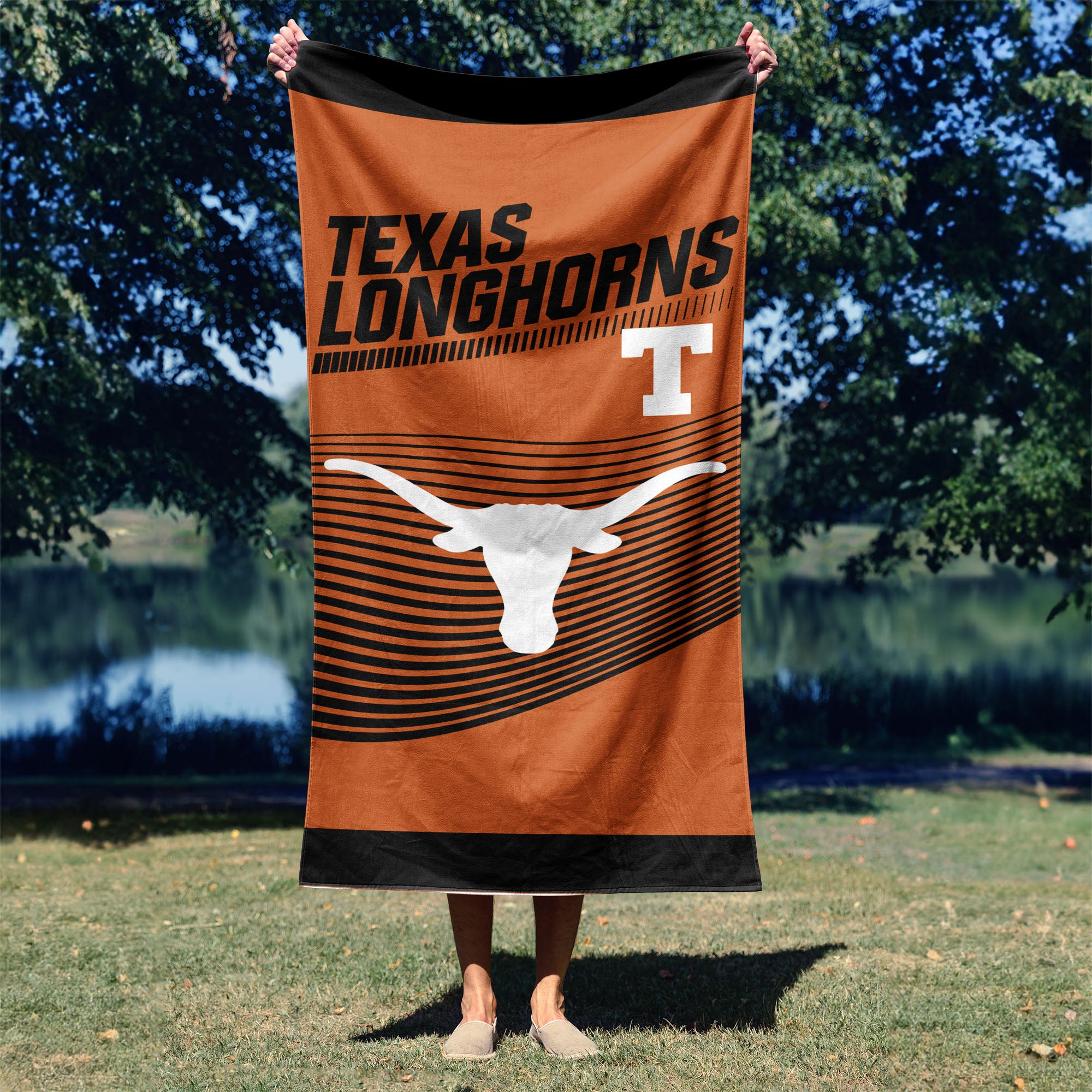 NCAA Officially Licensed Texas Longhorns 30" x 60" Beach Towel