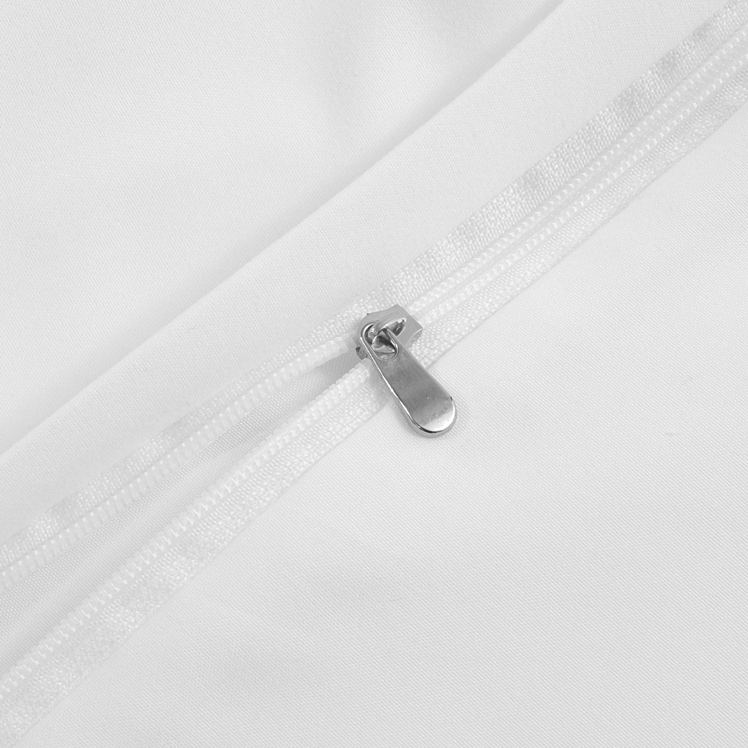 Hudson Pinch Pleat 3-Piece Duvet Set White - Zipper