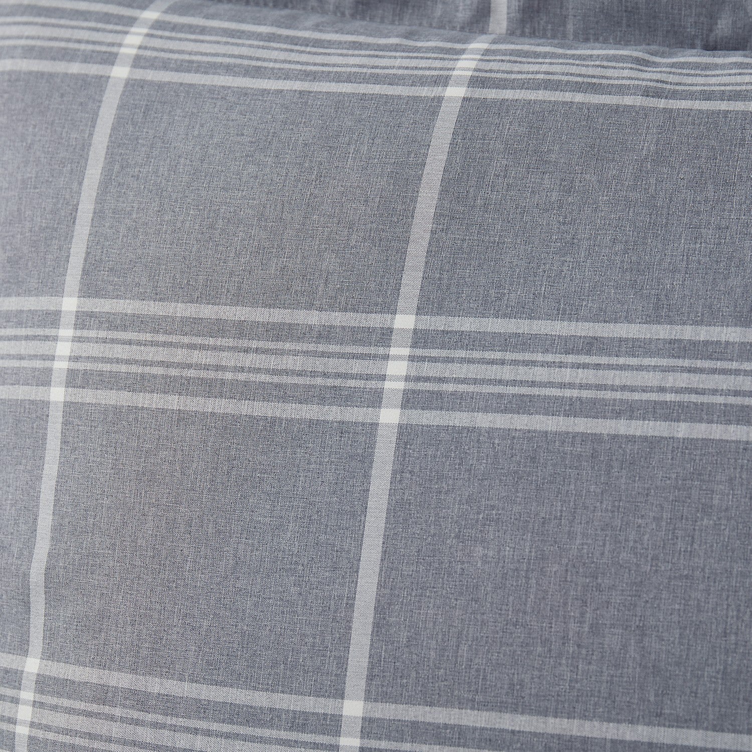 Chambray 7-Piece Bed In A Bag Set Plaid Pattern