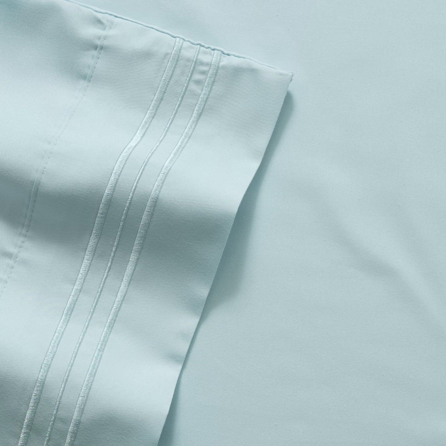 Classic 4-Piece Bed Sheet Set (Aqua) - Fabric