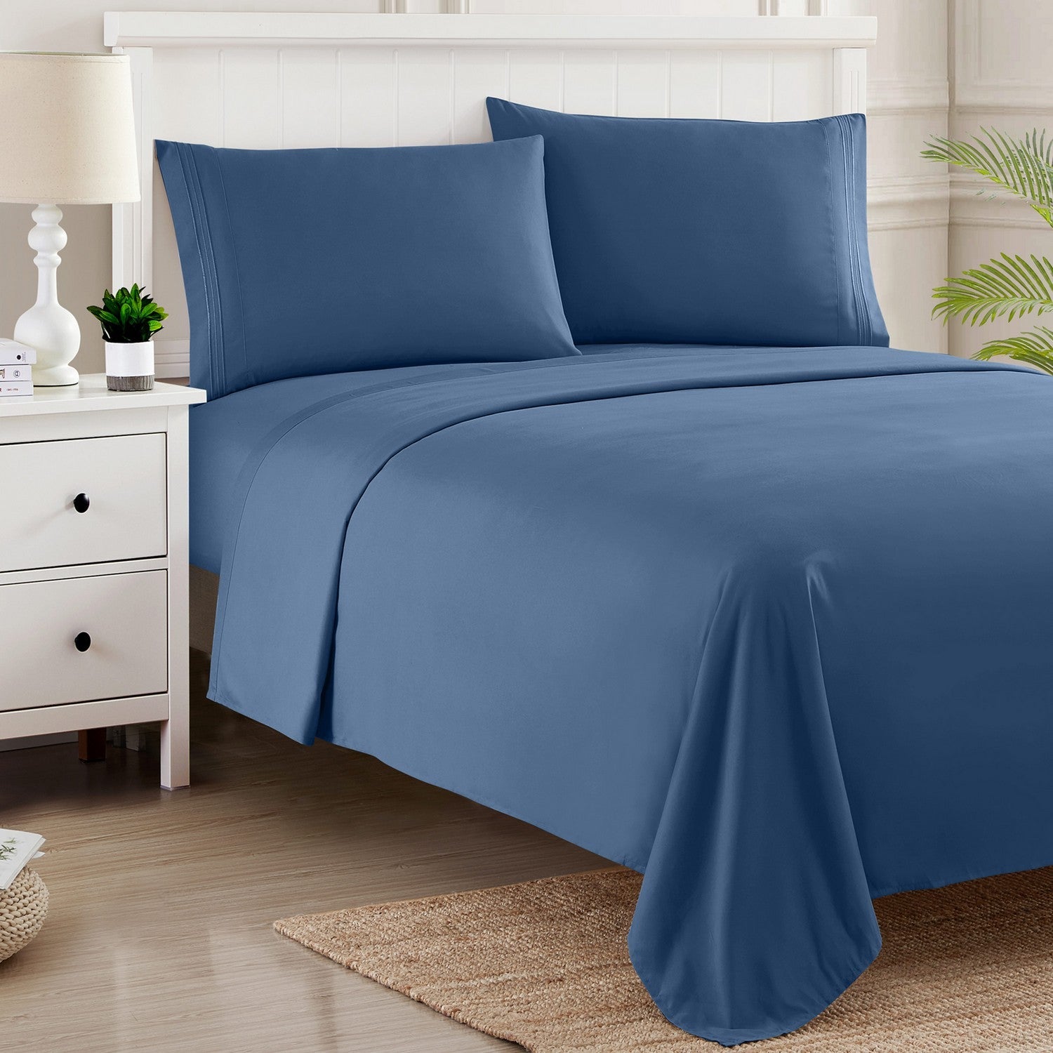 Classic 4-Piece Bed Sheet Set (Denim) - Bed 2