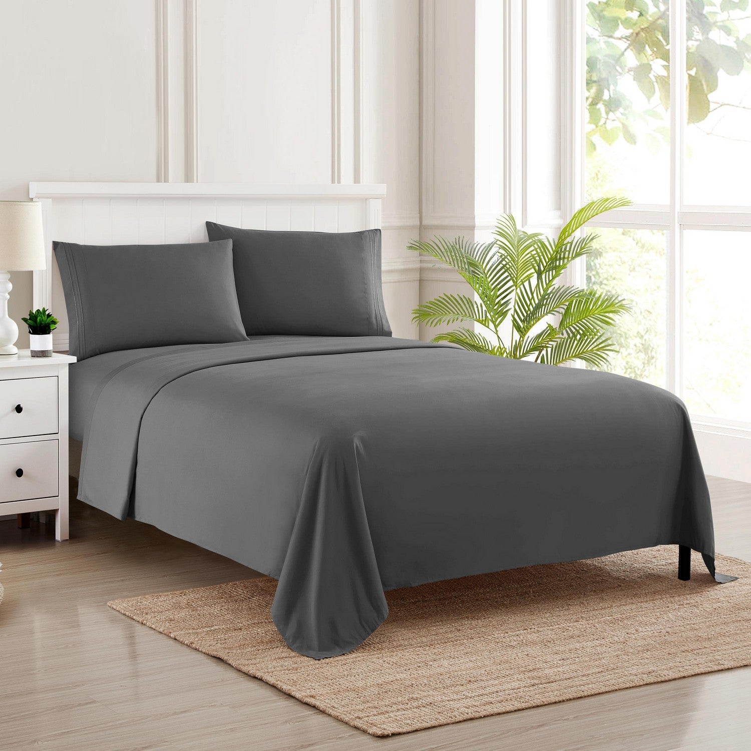 Classic 4-Piece Bed Sheet Set (Gray) - Bed