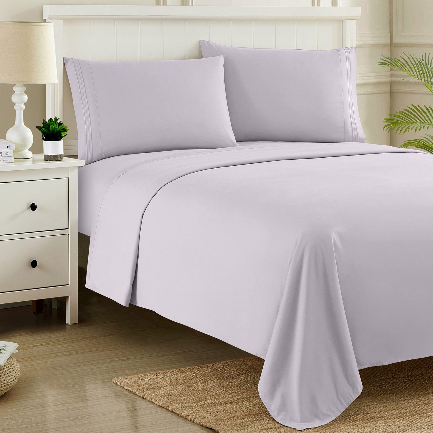 Classic 4-Piece Bed Sheet Set (Lilac) - Bed 2