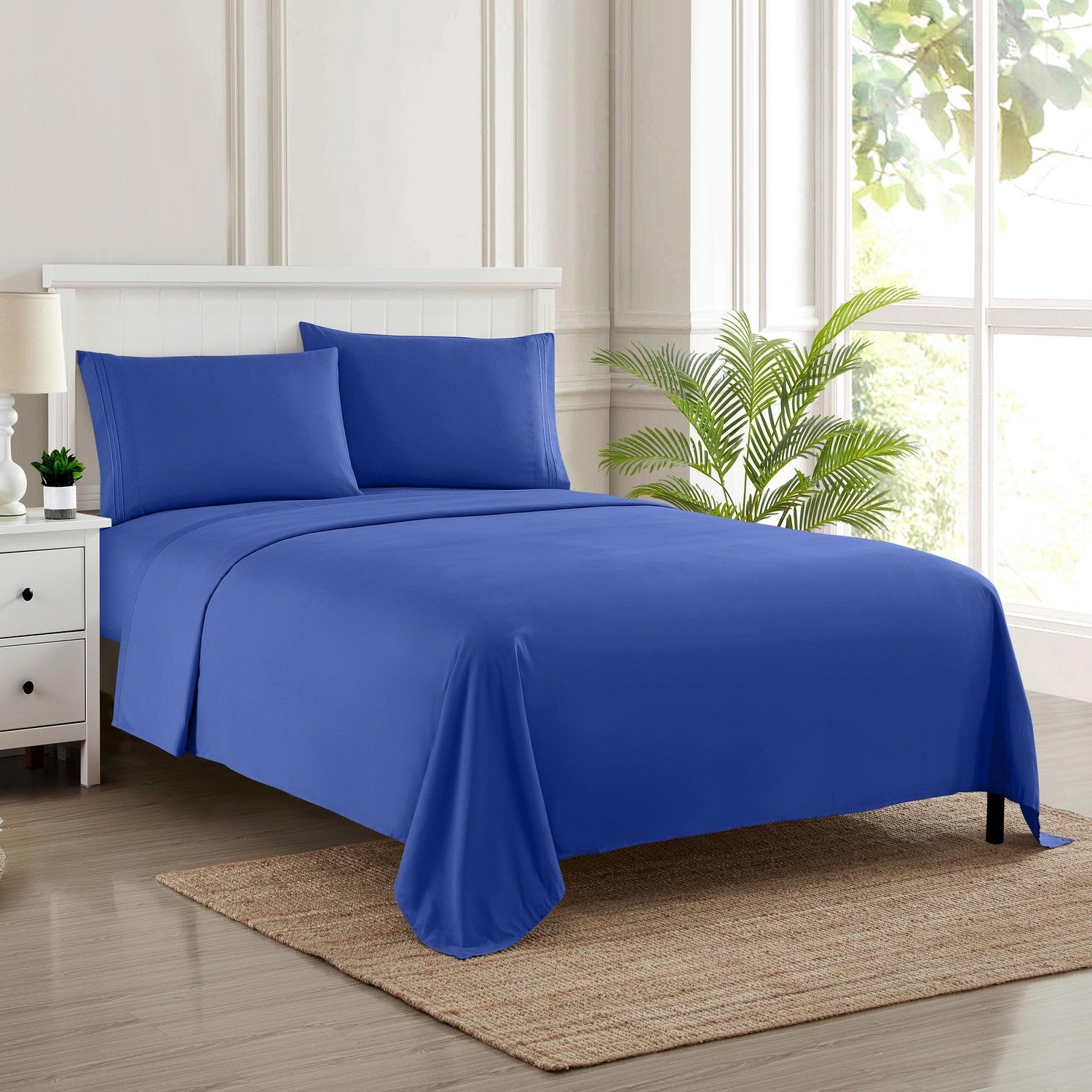 Classic 4-Piece Bed Sheet Set (Royal Blue) - Bed