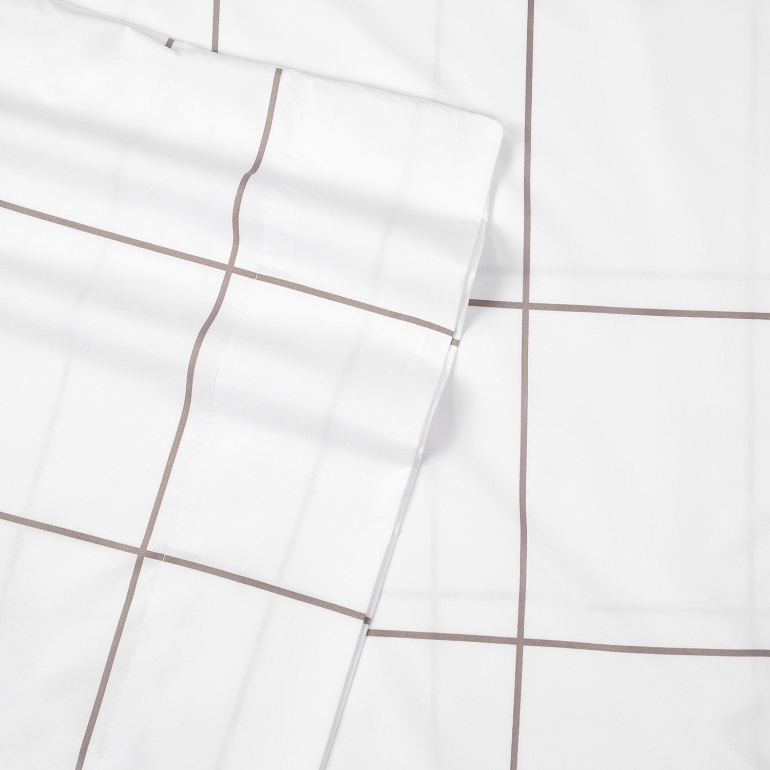 Deluxe 6-Piece Bed Sheet Set (Loft Window Pane White) - Fabric